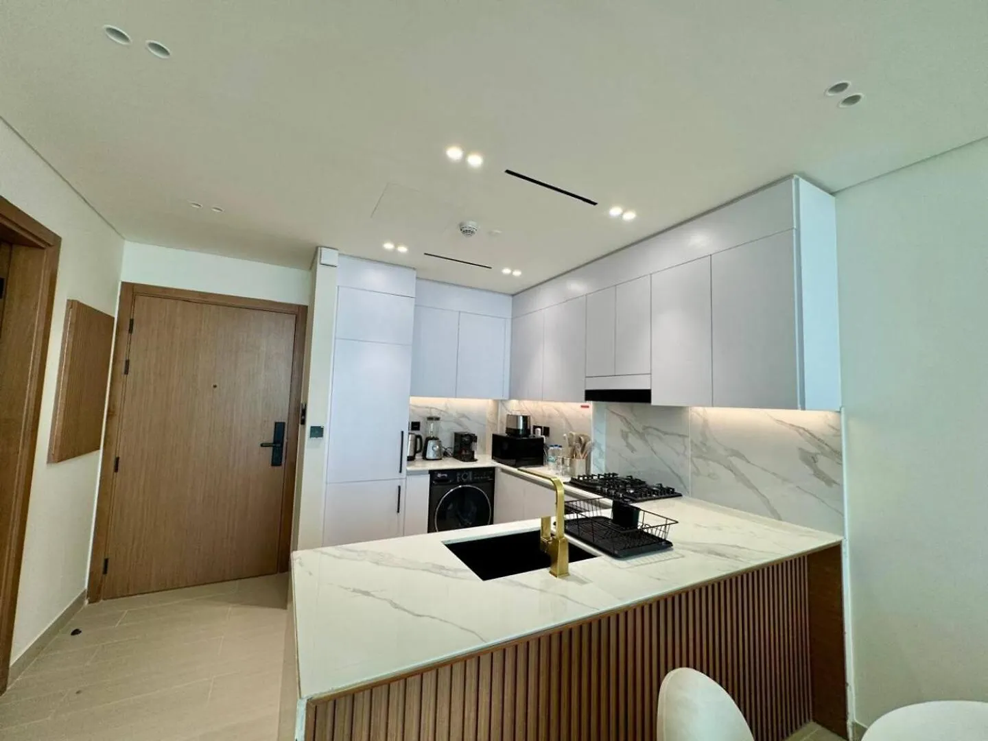 Elegant 1-Bedroom Apartment In Jvc Dubai