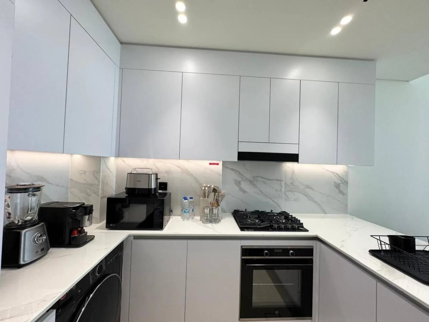 Elegant 1-Bedroom Apartment In Jvc Dubaj